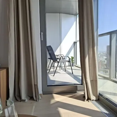 Eurovea Tower - Unikát Na Dunaji Apartamento Bratislava
