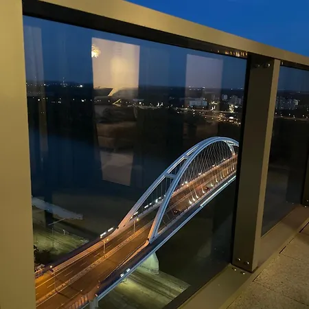Eurovea Tower - Unikat Na Dunaji Apartment