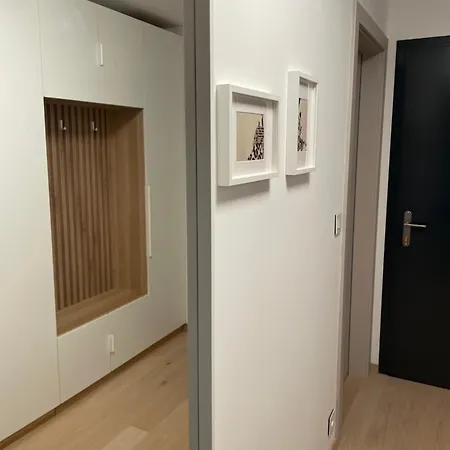 Eurovea Tower - Unikat Na Dunaji *