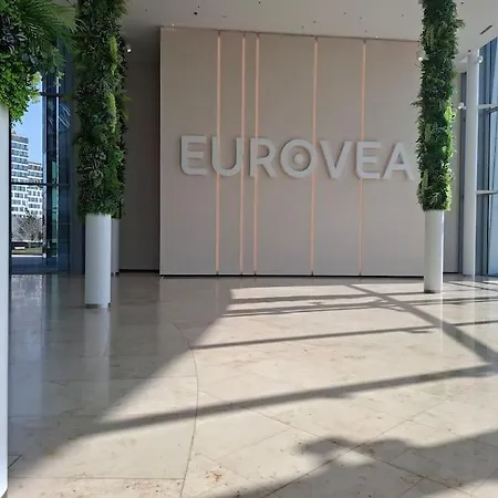 Eurovea Tower - Unikat Na Dunaji Appartement Bratislava